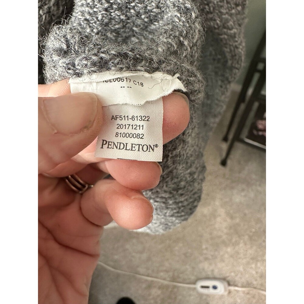 Pendleton Grey half zip - Picture 4 of 5